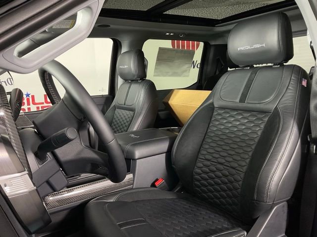 New 2026 Ford F250 Lariat w/ Black Appearance Package image 14