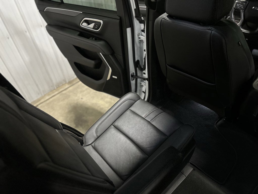 Used 2022 Chevrolet Tahoe RST w/ Luxury Package image 39