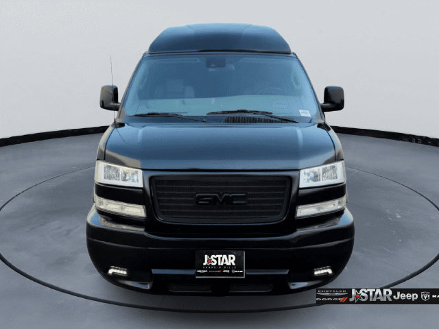 Used 2024 GMC Savana 2500 Extended w/ Driver Convenience Package RWD image 2