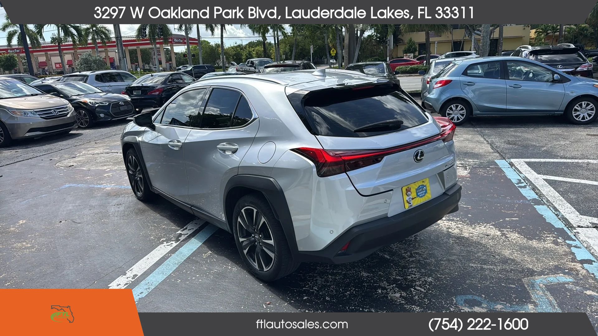 Used 2019 Lexus UX 200 w/ Premium Package FWD image 7