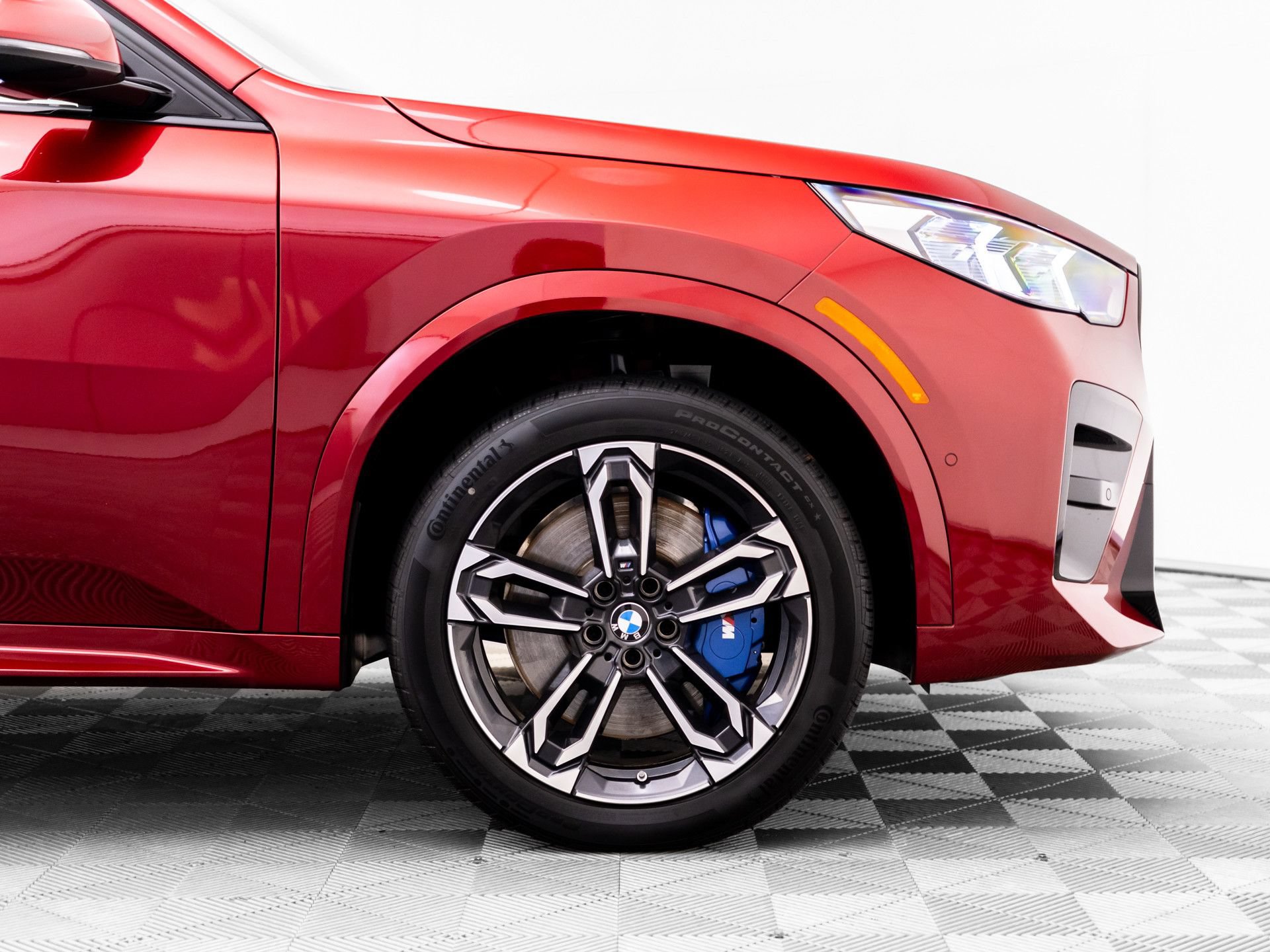 Certified 2026 BMW X2 xDrive28i w/ Technology Package AWD/4WD image 38