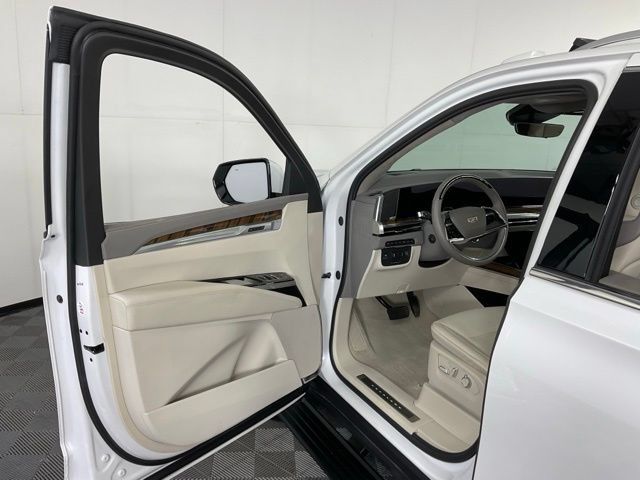 Certified 2025 Cadillac Escalade ESV Premium Luxury Platinum AWD/4WD image 26