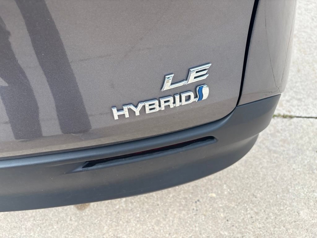 Used 2023 Toyota Sienna LE FWD image 24