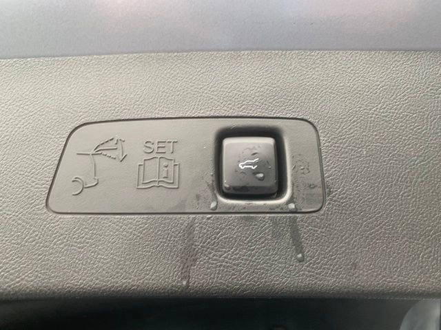 Used 2022 Lincoln Corsair Reserve w/ Equipment Group 201A image 6