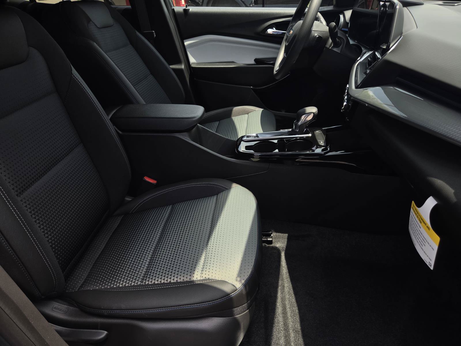 New 2026 Chevrolet Trax LT FWD image 10