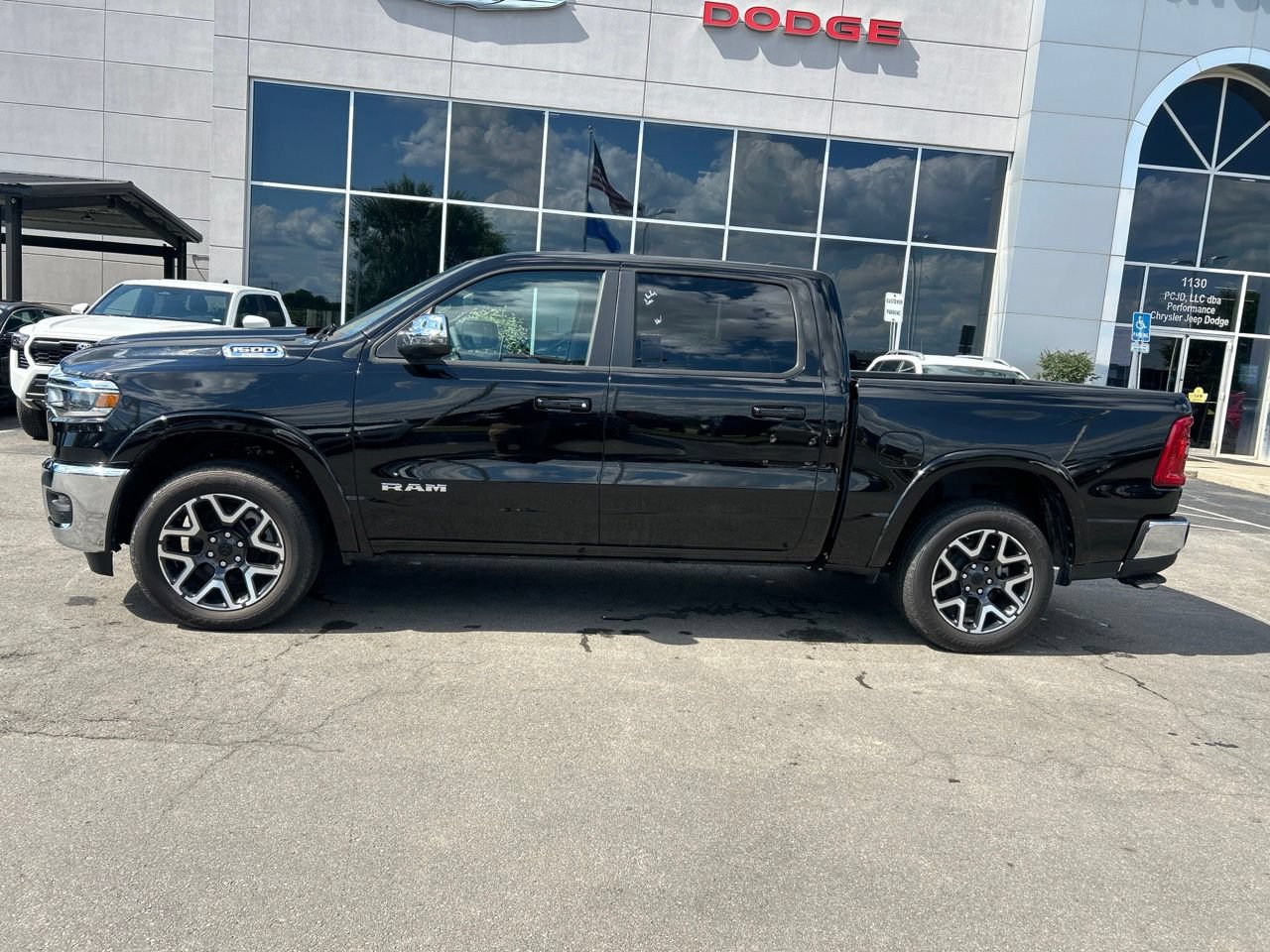Used 2025 RAM 1500 Laramie w/ Bed Utility Group AWD/4WD image 6