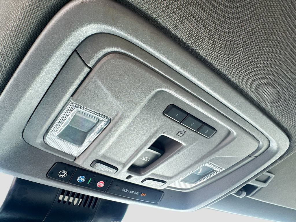 Used 2025 GMC Sierra 2500 SLE w/ SLE Value Package; image 17