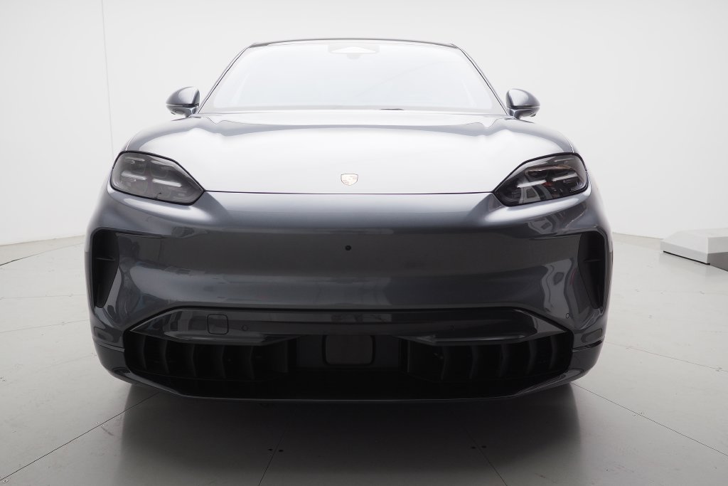 New 2026 Porsche Cayenne Electric Coupe AWD/4WD image 2