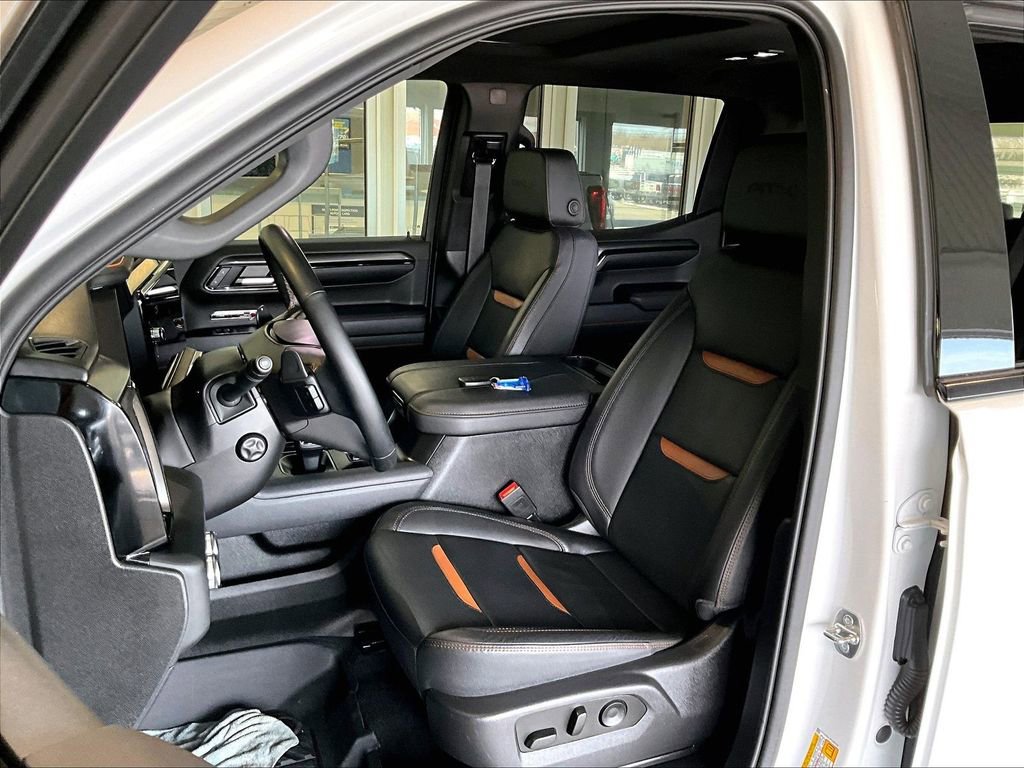 Used 2023 GMC Sierra 1500 AT4 w/ AT4 Premium Package image 10