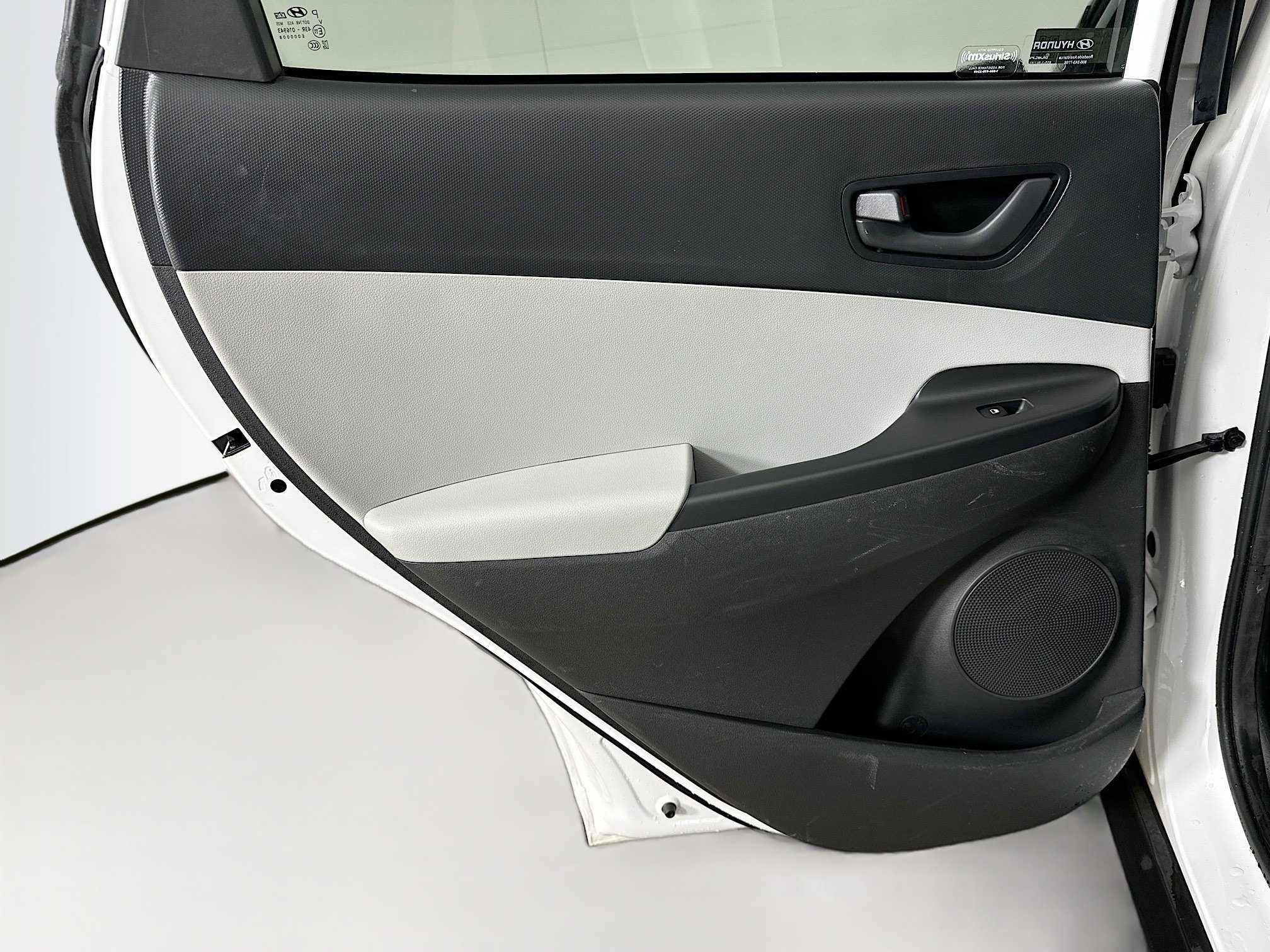 Used 2023 Hyundai Kona SEL w/ Cargo Package image 25