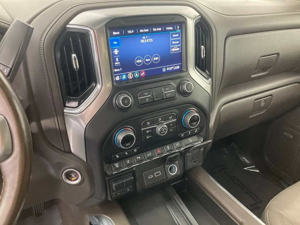 Used 2020 Chevrolet Silverado 2500 LTZ w/ LTZ Premium Package AWD/4WD image 2