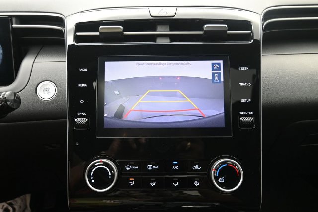 Used 2023 Hyundai Santa Cruz SEL w/ Activity Package AWD/4WD image 12