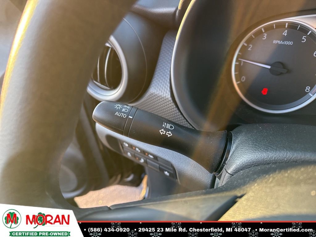 Used 2025 Nissan Kicks Play S image 17