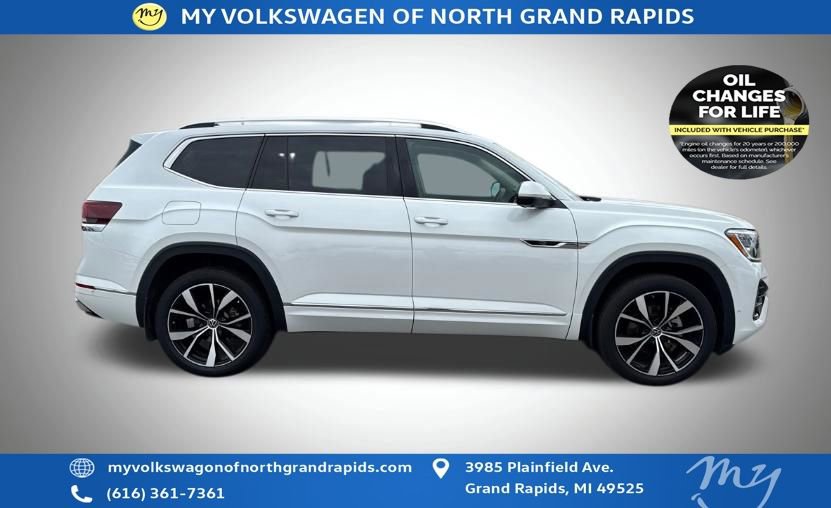 Used 2024 Volkswagen Atlas SEL Premium R-Line AWD/4WD image 7