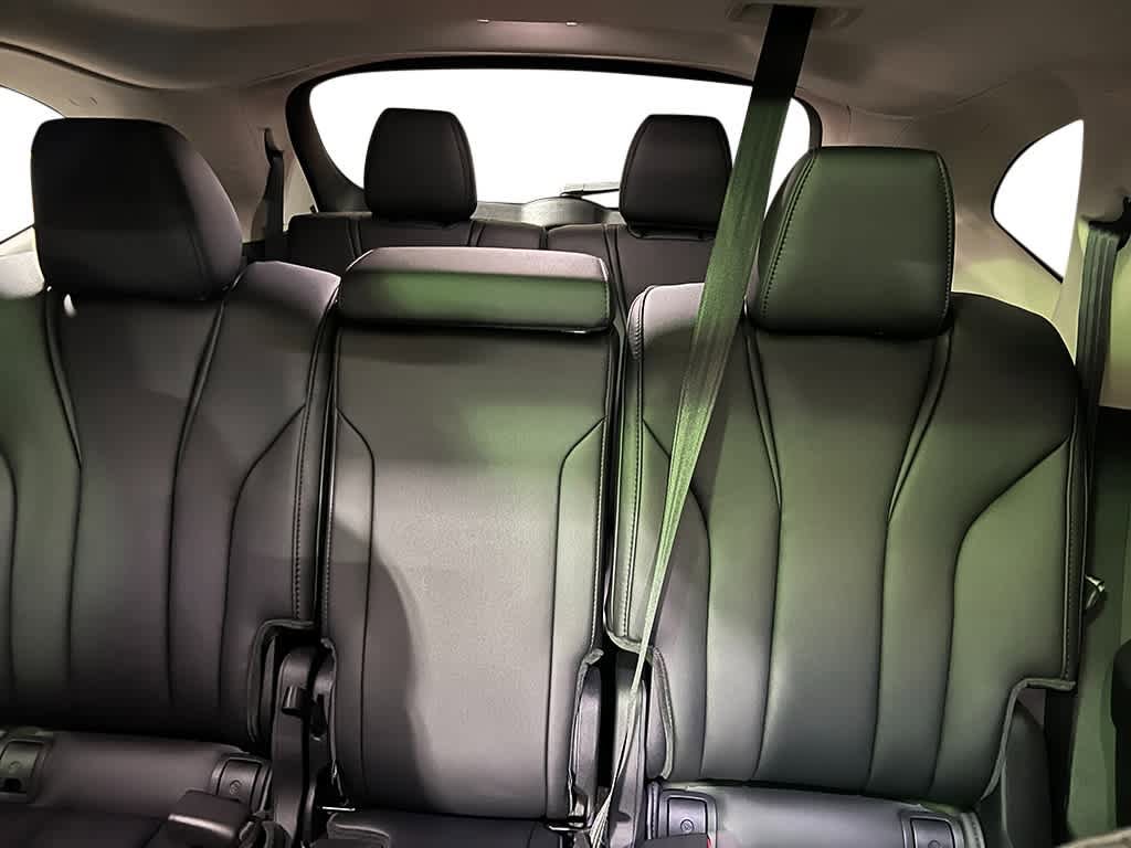 New 2026 Acura MDX SH-AWD image 40