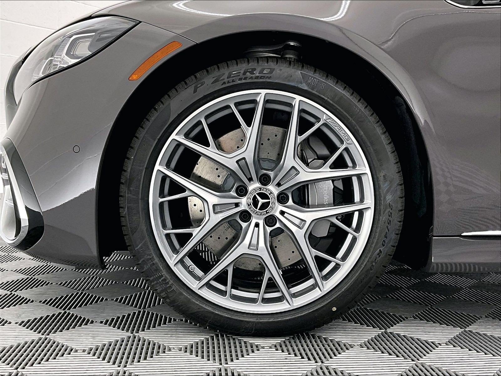 New 2027 Mercedes-Benz S 580 4MATIC Sedan image 10