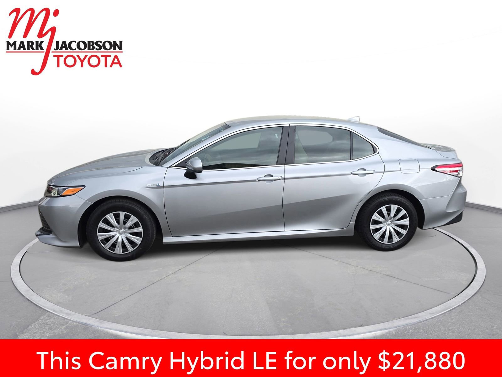 Used 2020 Toyota Camry LE image 14