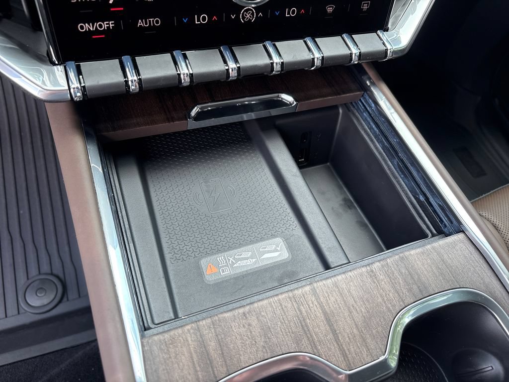 New 2026 GMC Acadia Denali Ultimate w/ LPO, Floor Liner Package AWD/4WD image 22