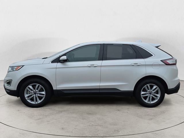 Used 2018 Ford Edge SEL w/ Equipment Group 201A AWD/4WD image 2