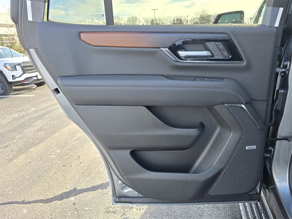 New 2026 GMC Yukon Denali image 24