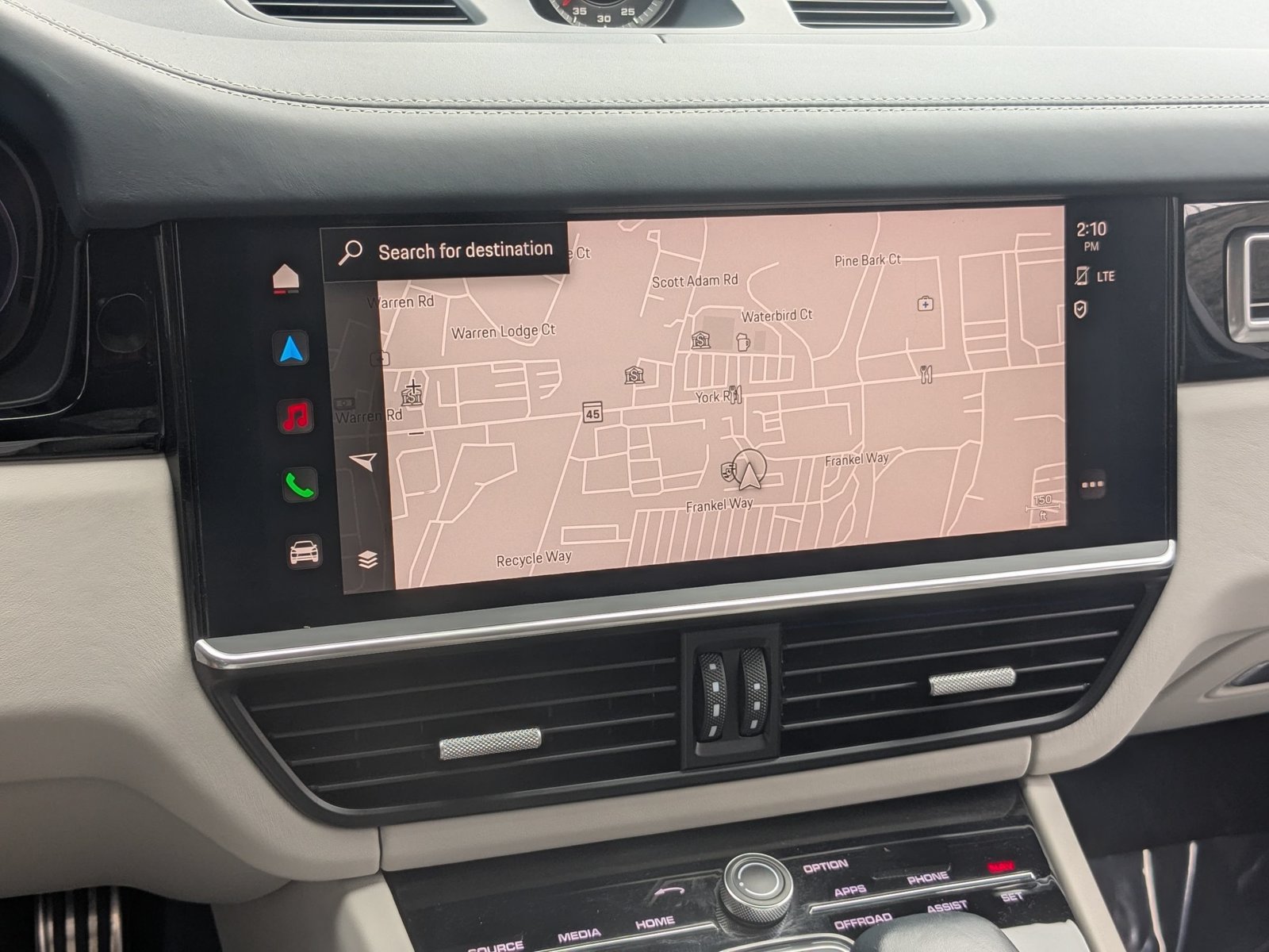 Certified 2023 Porsche Cayenne GTS AWD/4WD image 20