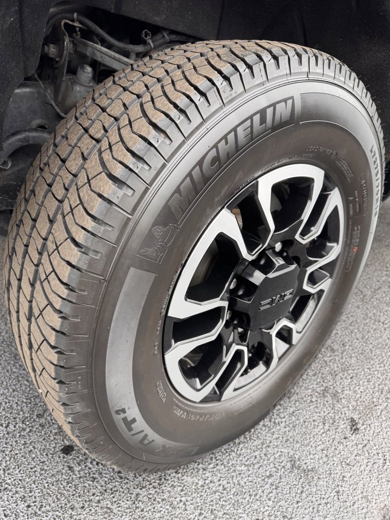 Used 2015 GMC Sierra 2500 Denali w/ Duramax Plus Package image 31