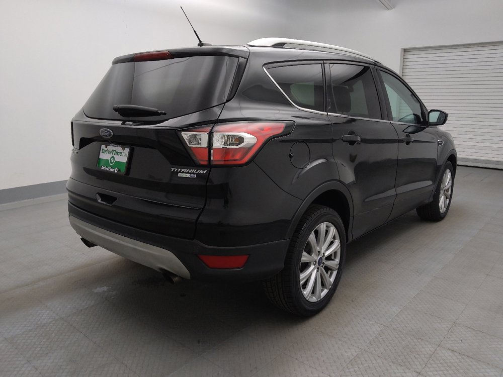 Used 2017 Ford Escape Titanium image 9