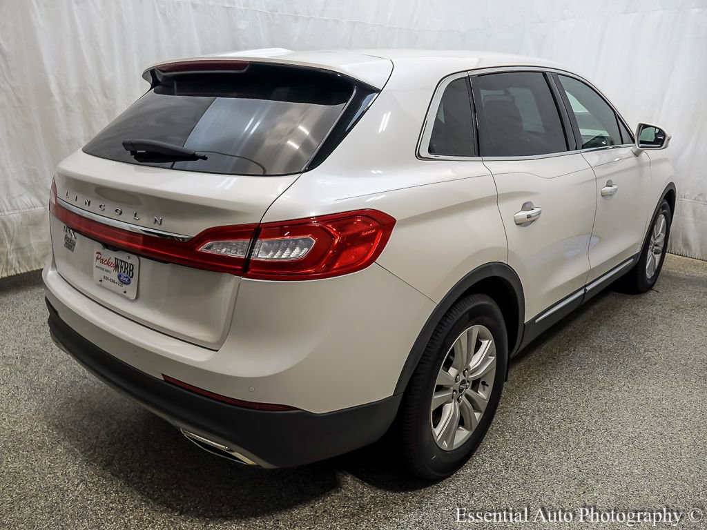 Used 2017 Lincoln MKX Premiere image 9