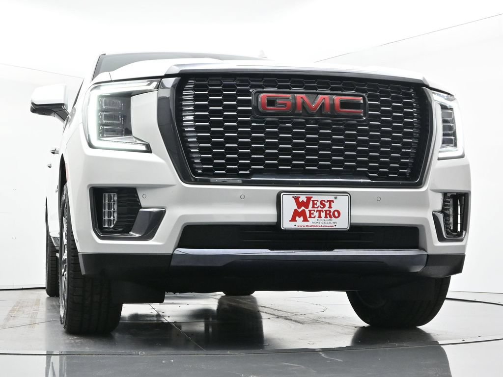 Used 2024 GMC Yukon Denali Ultimate AWD/4WD image 29
