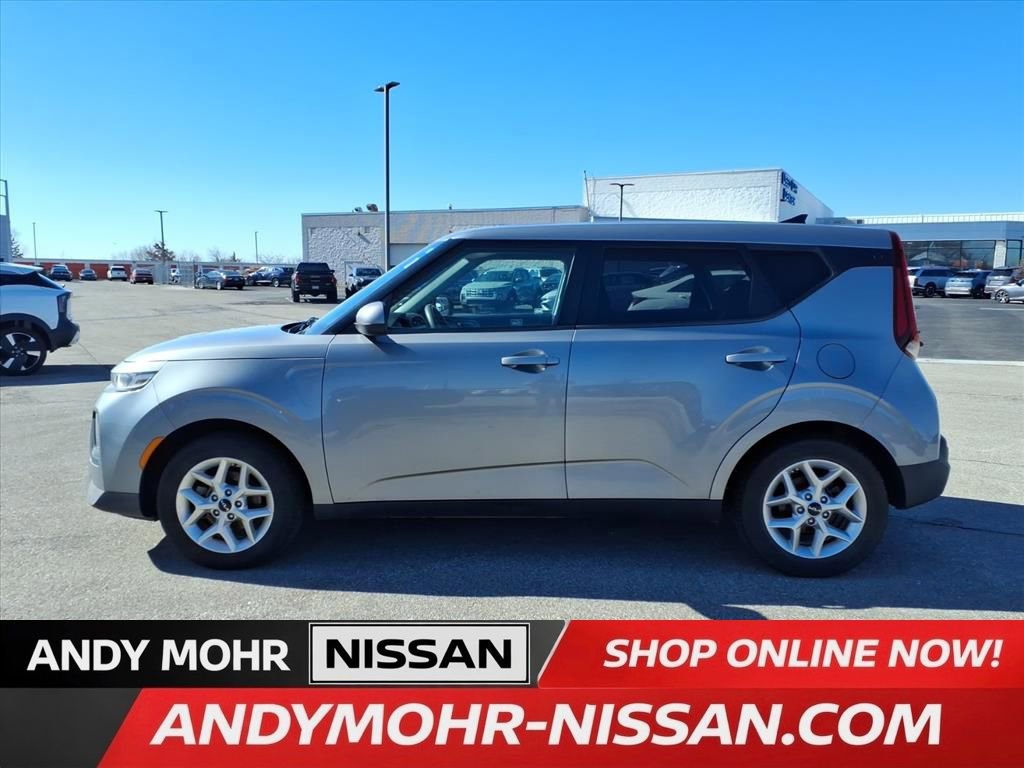 Used 2022 Kia Soul LX w/ Technology Package image 5