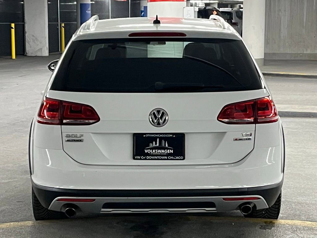 Used 2017 Volkswagen Golf Alltrack S image 30