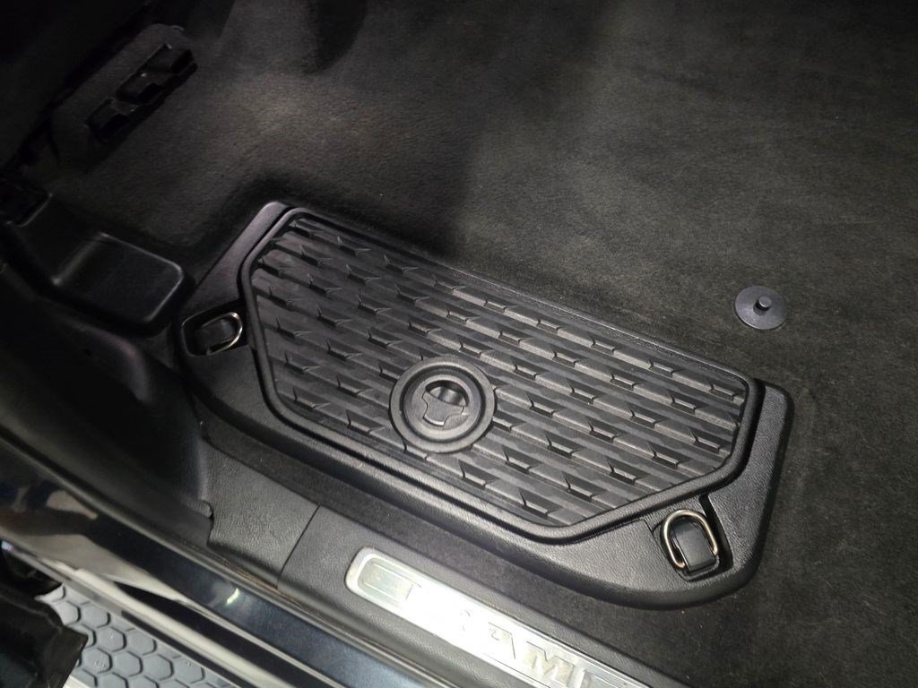 Used 2020 RAM 1500 Laramie RWD image 36