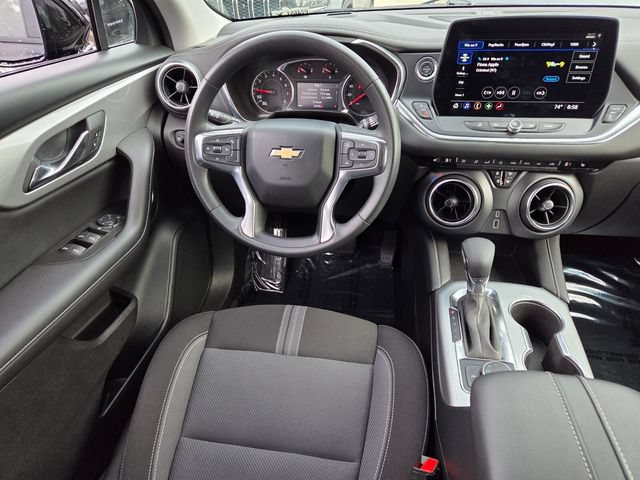 Certified 2025 Chevrolet Blazer LT FWD image 14