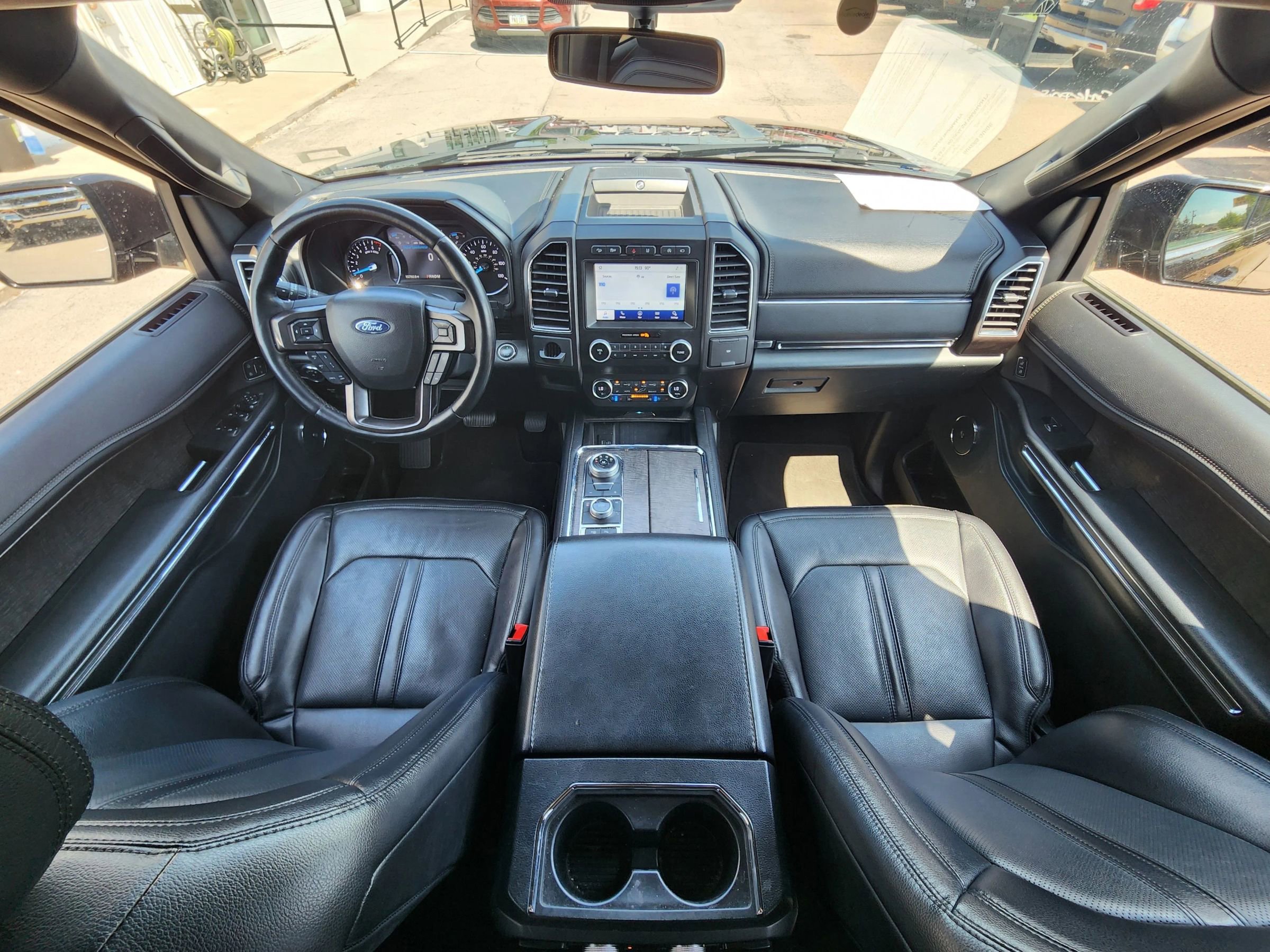 Used 2021 Ford Expedition Limited image 17