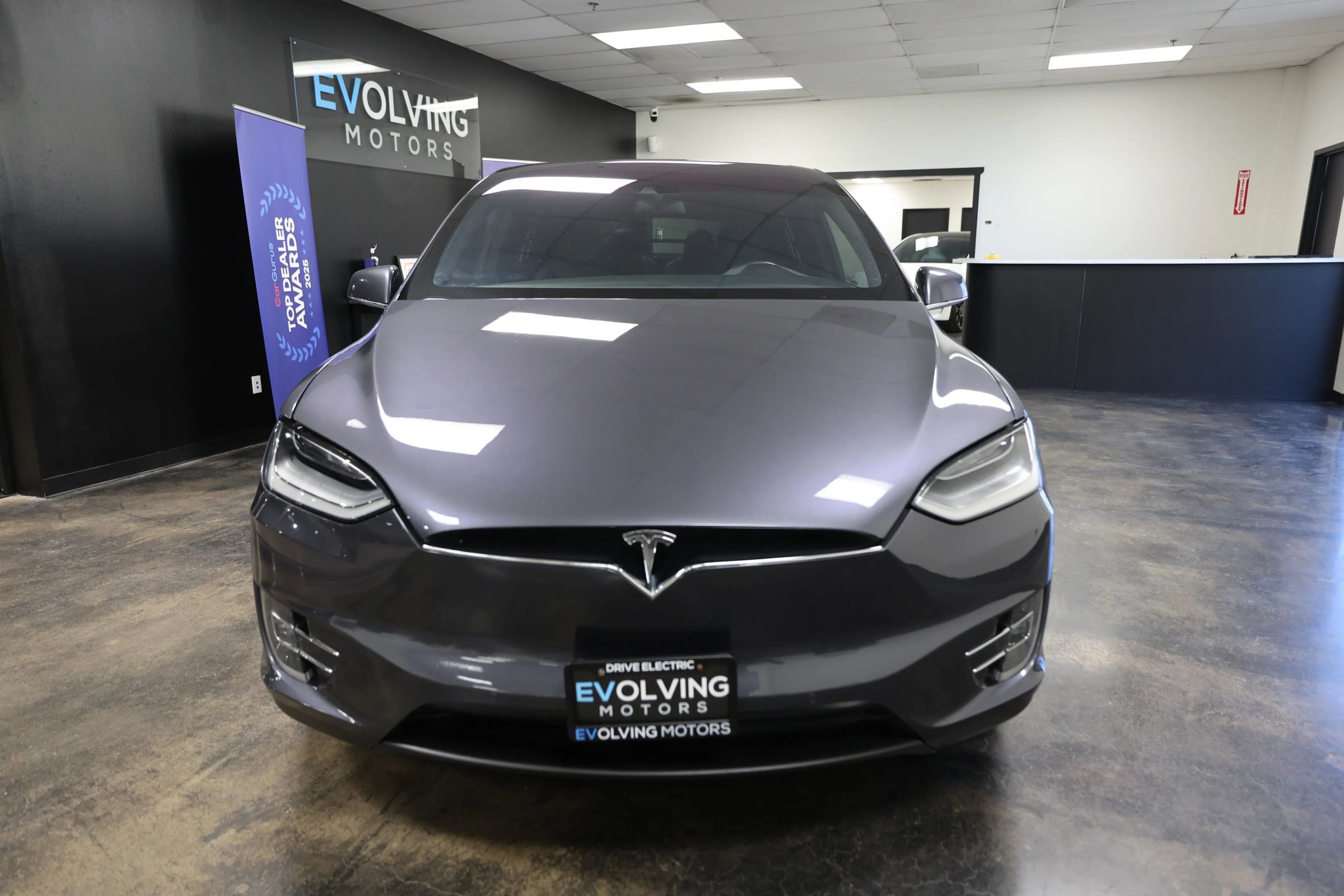 Used 2016 Tesla Model X 90D AWD/4WD image 5