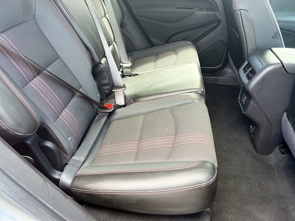 Used 2023 Chevrolet Equinox RS image 28