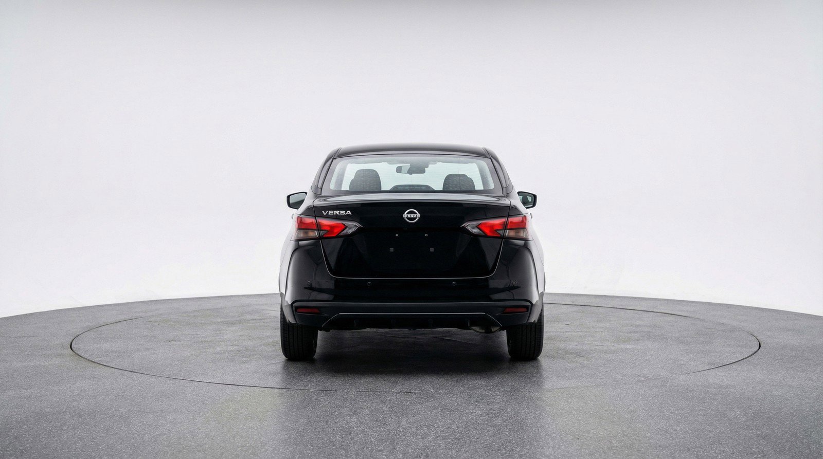 Used 2025 Nissan Versa SV image 7