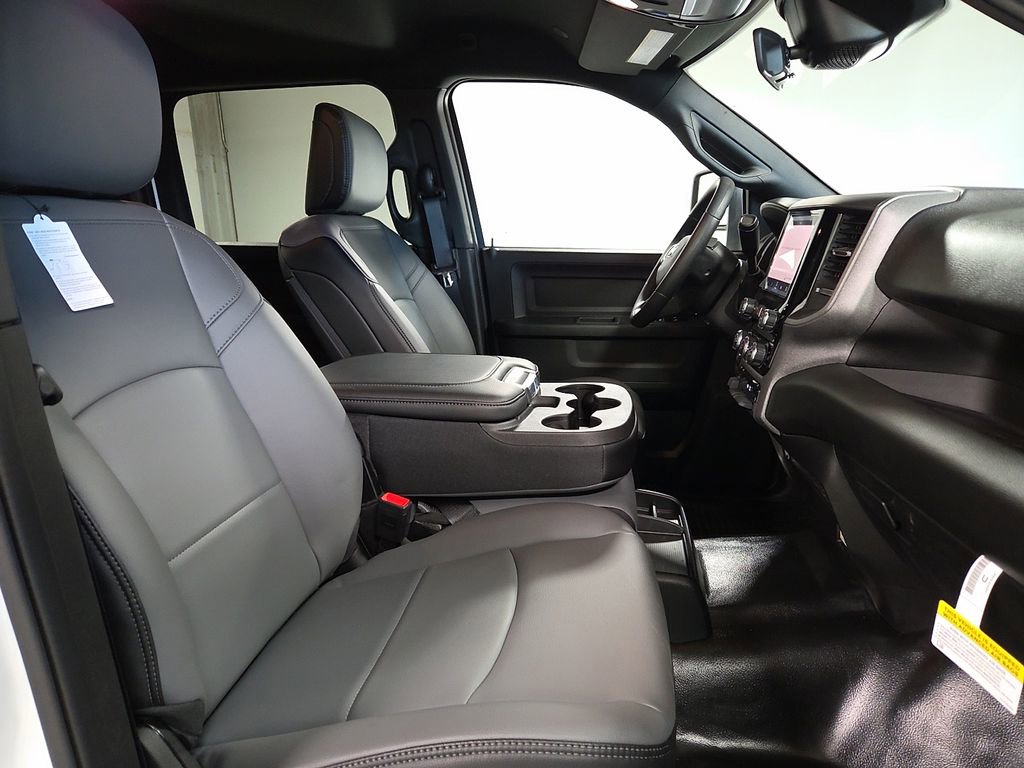 New 2026 RAM 2500 Tradesman w/ Chrome Appearance Group image 17