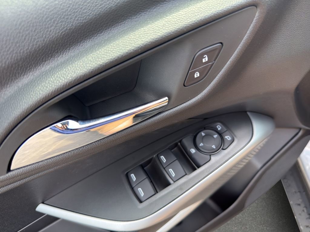 New 2026 Chevrolet Trax LS w/ Driver Confidence Package FWD image 12
