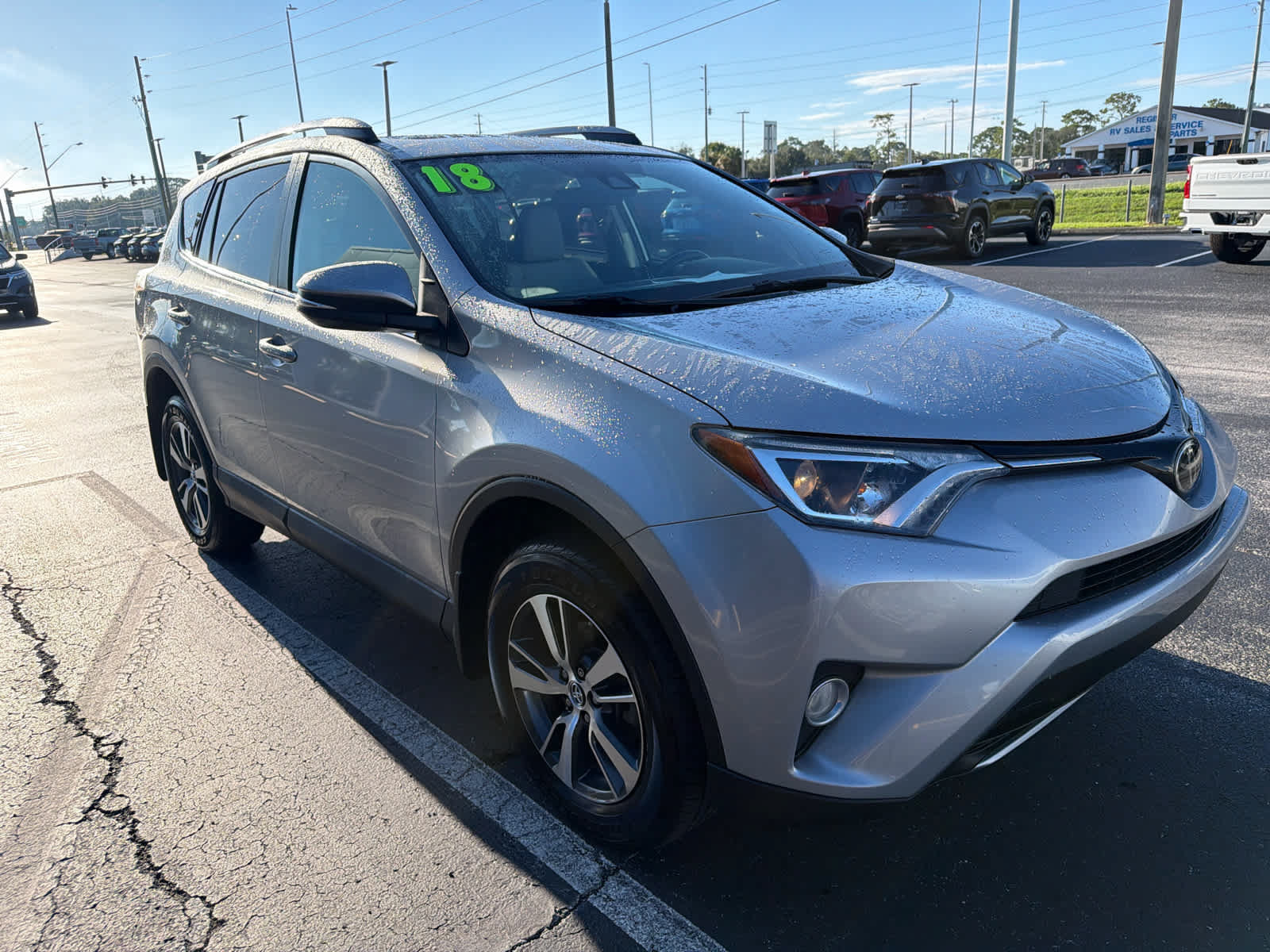 Used 2018 Toyota RAV4 XLE w/ Plus Extra Value Package AWD/4WD image 7