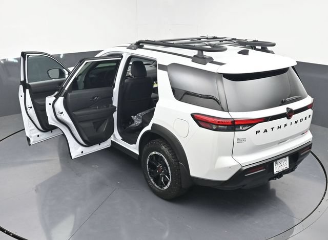 New 2026 Nissan Pathfinder Rock Creek w/ Rock Creek Premium Package AWD/4WD image 46
