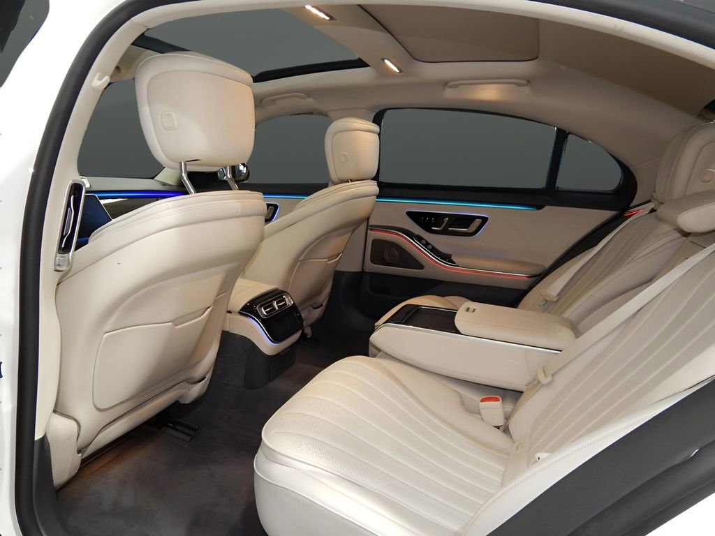 Used 2023 Mercedes-Benz S 500 4MATIC w/ AMG Line image 17