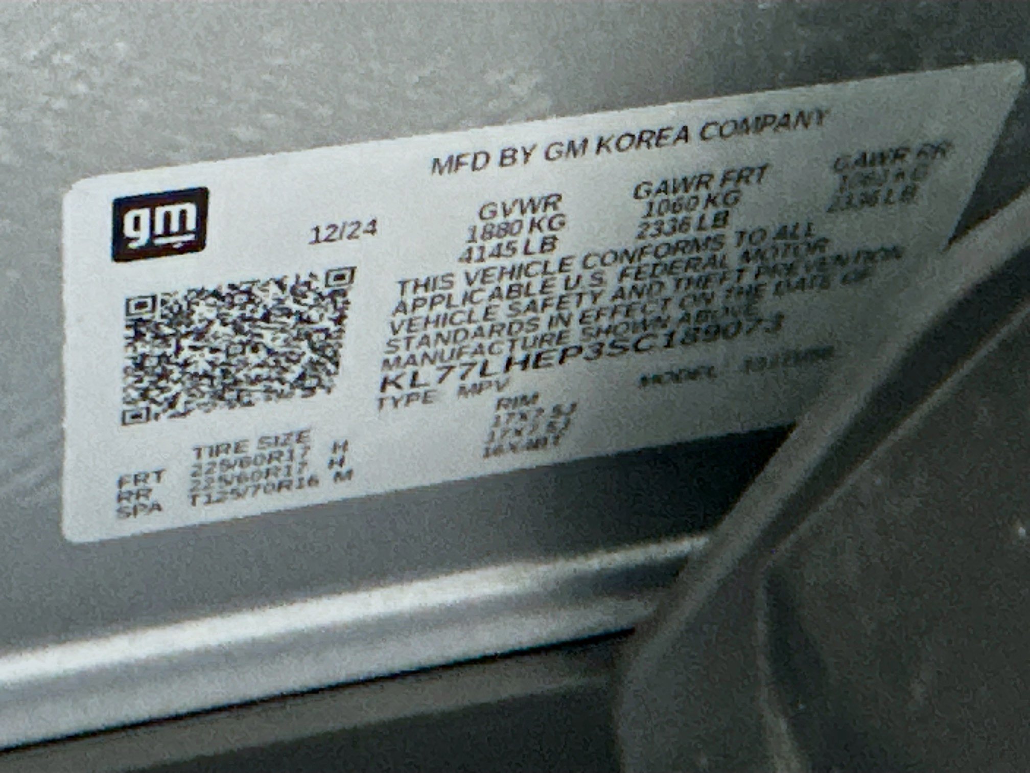 Used 2025 Chevrolet Trax LT FWD image 12