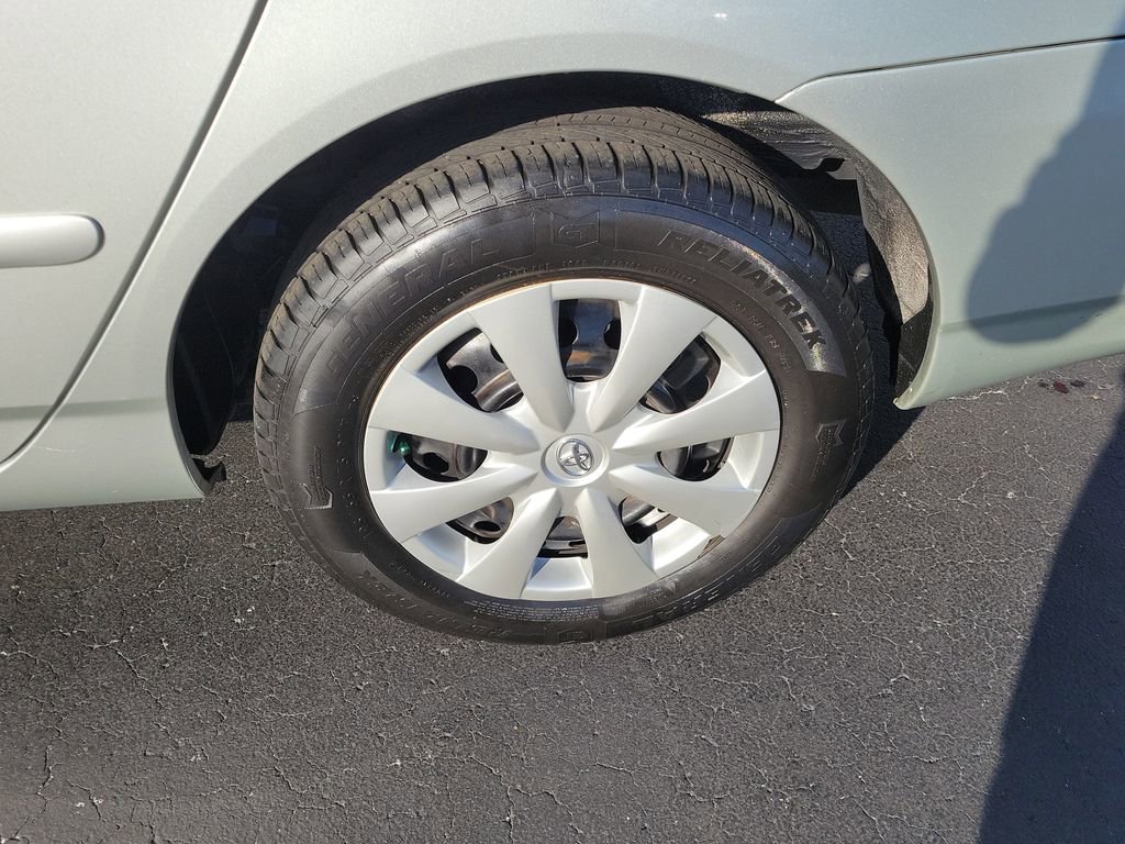 Used 2003 Toyota Corolla CE image 5