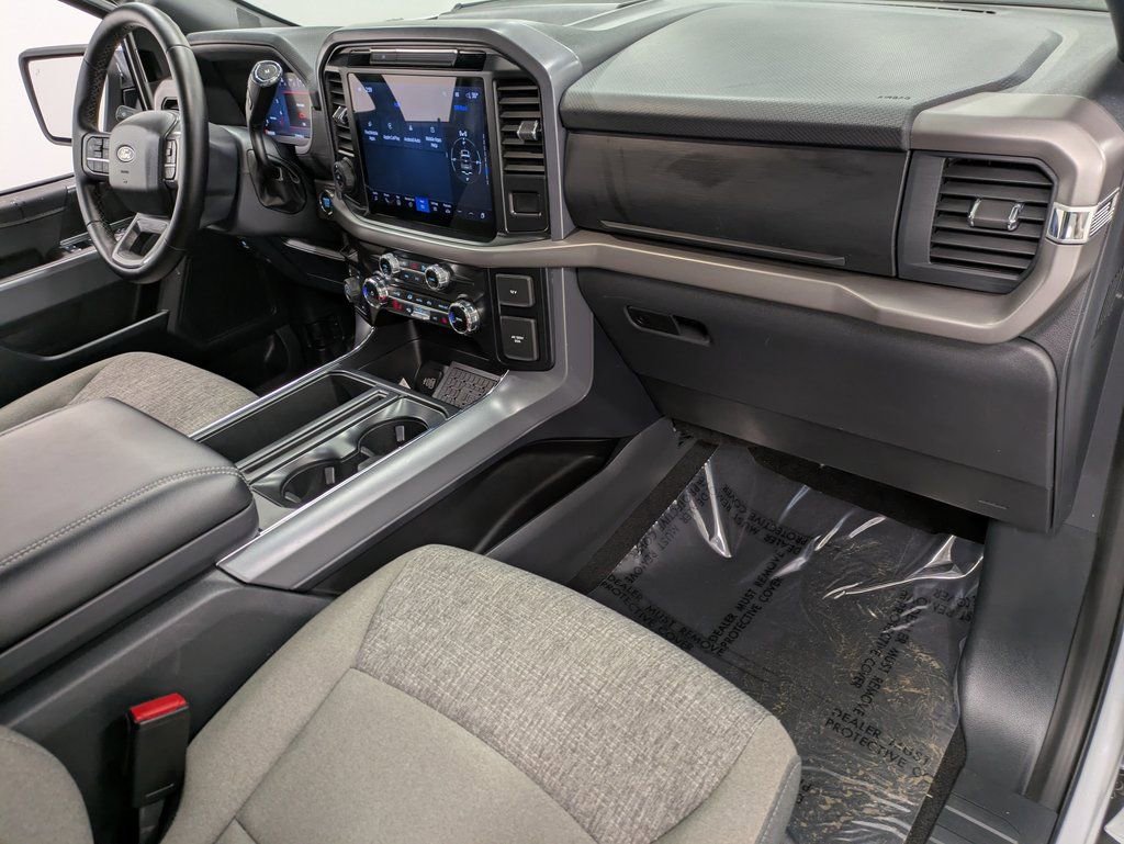 Used 2025 Ford F150 XLT w/ Equipment Group 302A MID image 29