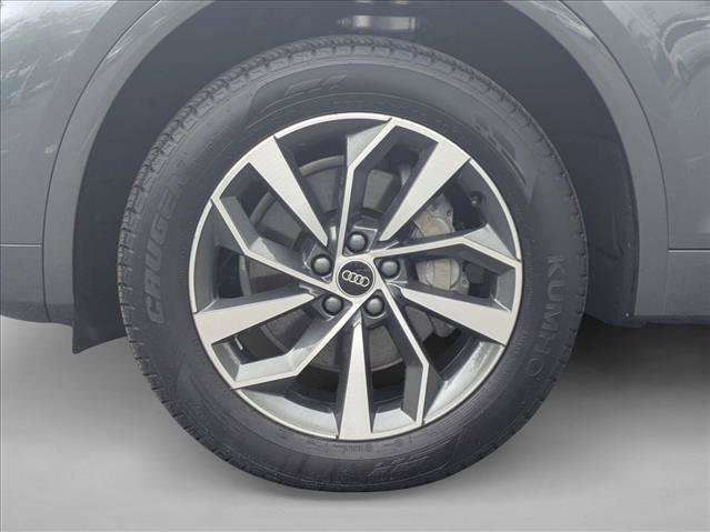 Used 2025 Audi Q5 2.0T Premium AWD/4WD image 25