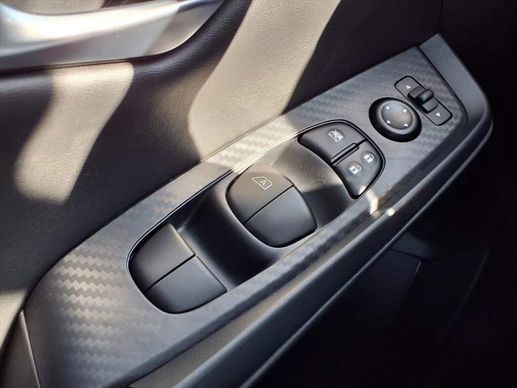 New 2025 Nissan Sentra SV w/ All-Weather Package image 9