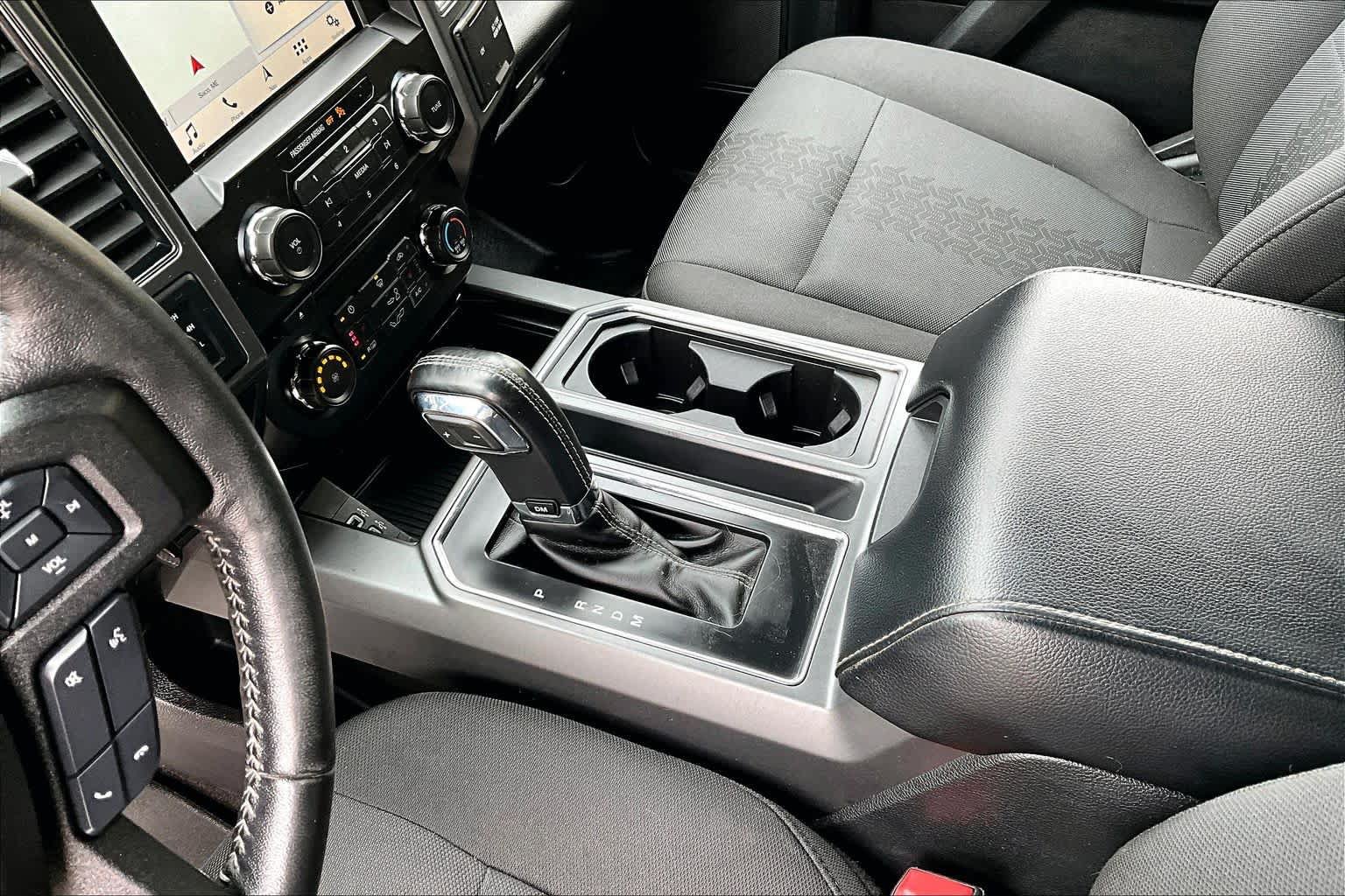 Used 2018 Ford F150 XLT w/ Equipment Group 302A Luxury AWD/4WD image 17