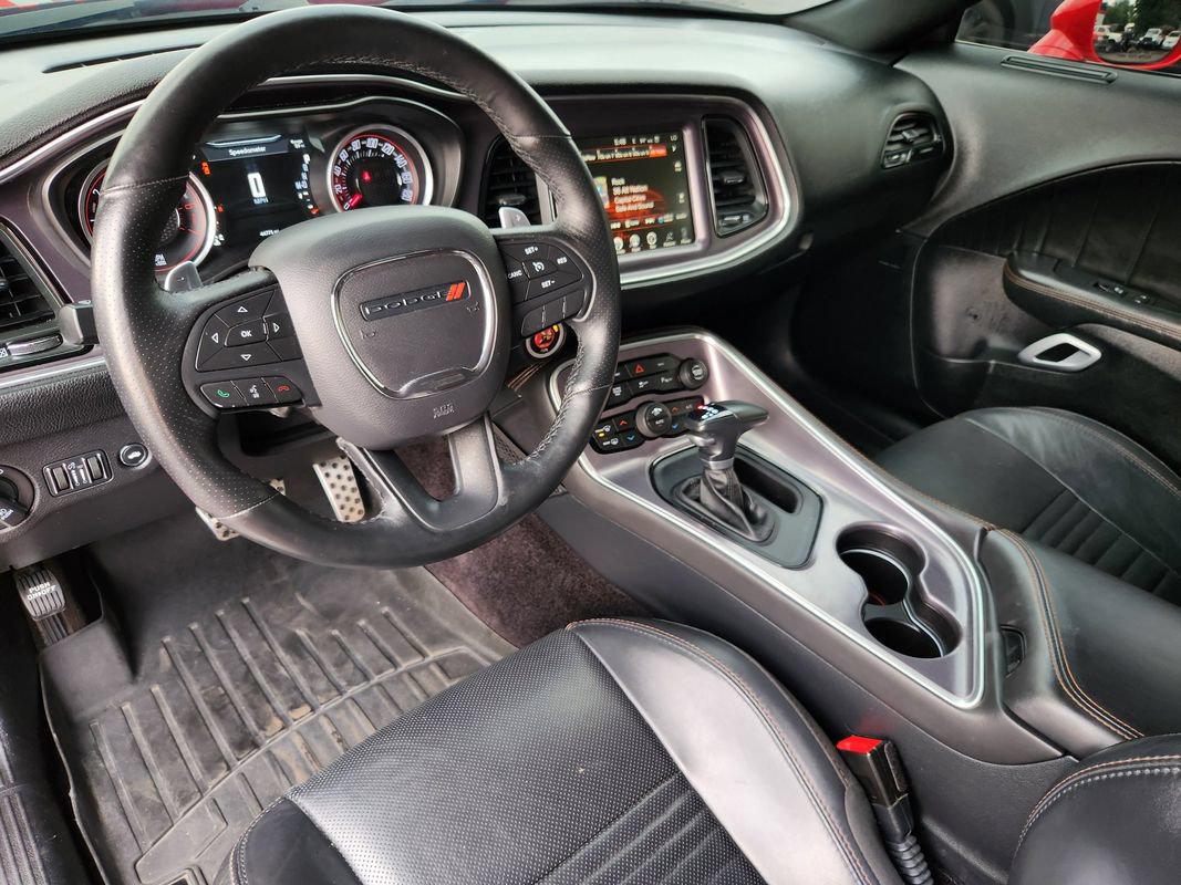 Used 2016 Dodge Challenger R/T Scat Pack RWD image 31