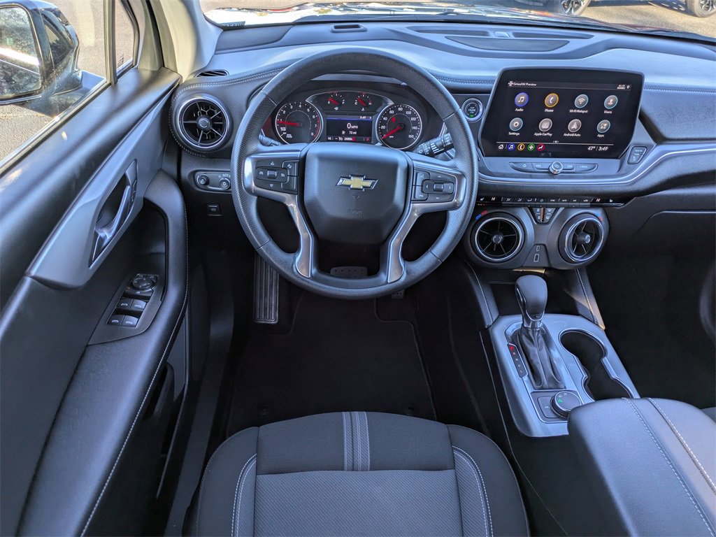 Used 2025 Chevrolet Blazer LT image 13